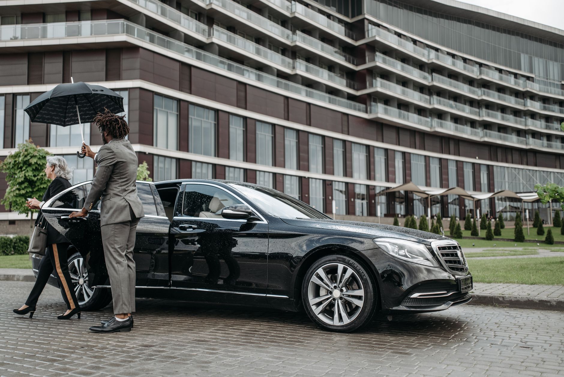 Chauffeur privé équipe à Saint-Étienne